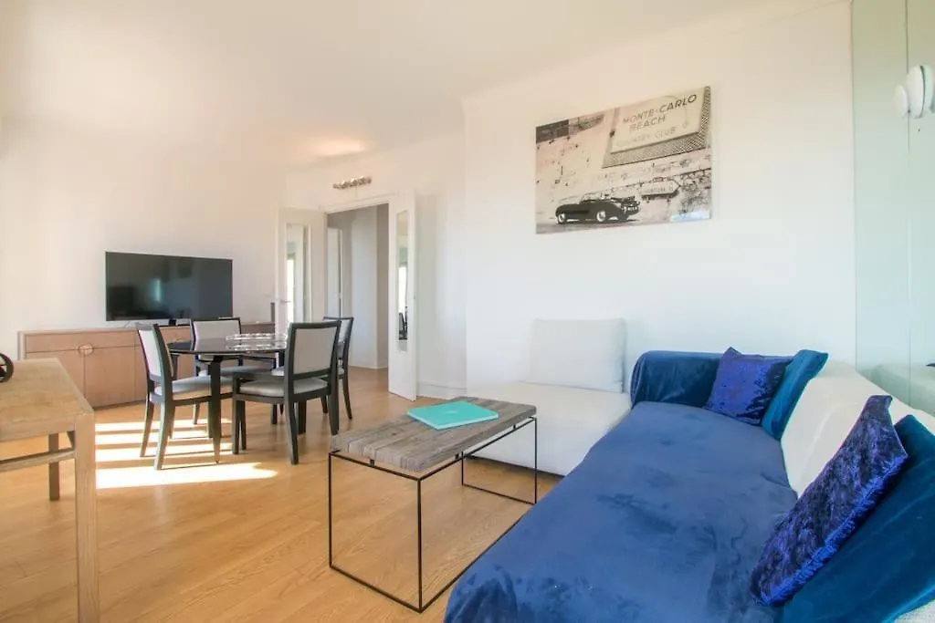 Apartment Spacieux 3 Pieces De Standing Au Centre De Monaco
