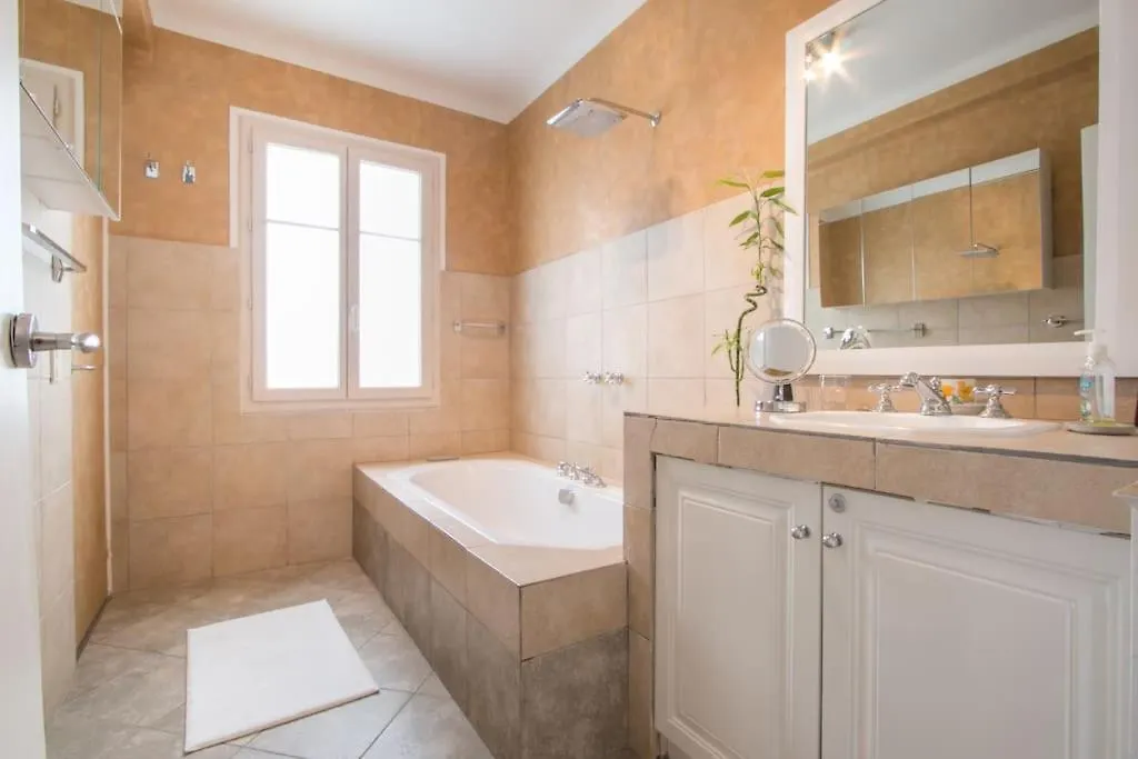 Spacieux 3 Pieces De Standing Au Centre De Monaco Apartment 0*, Monte Carlo